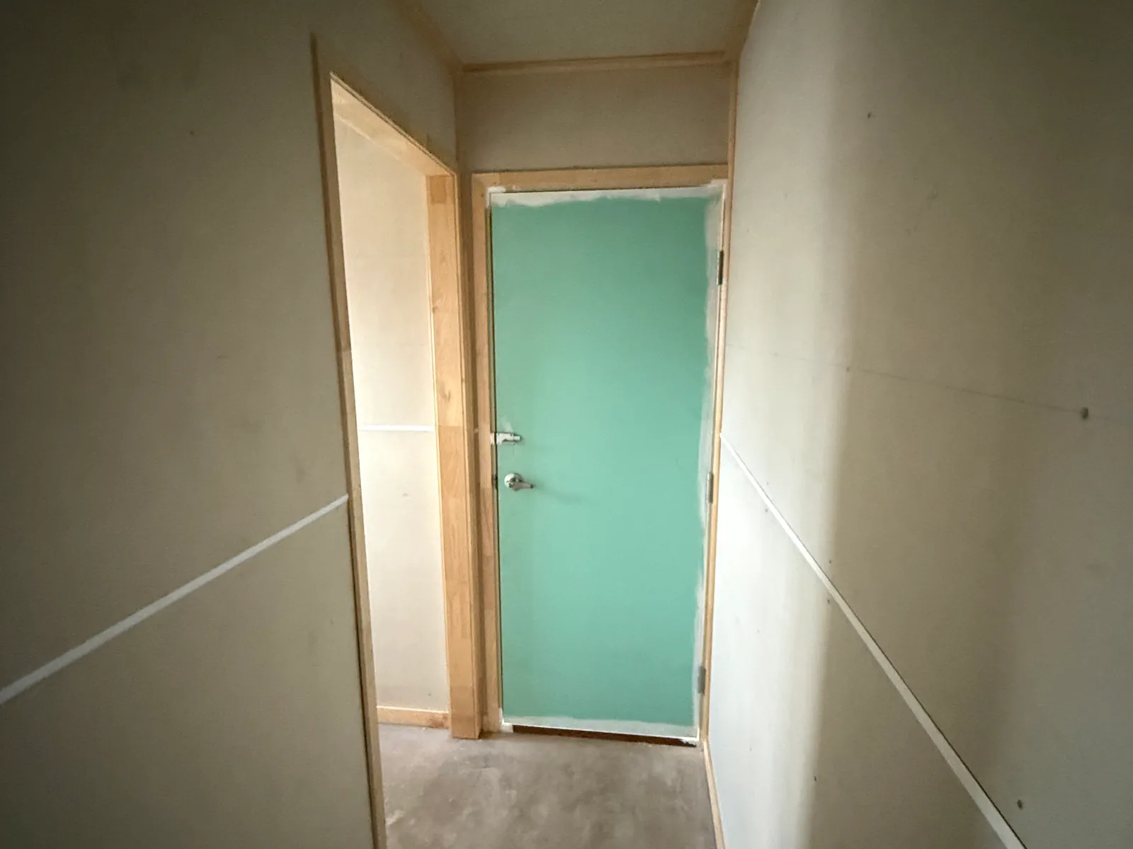 New door integrated with fix out project